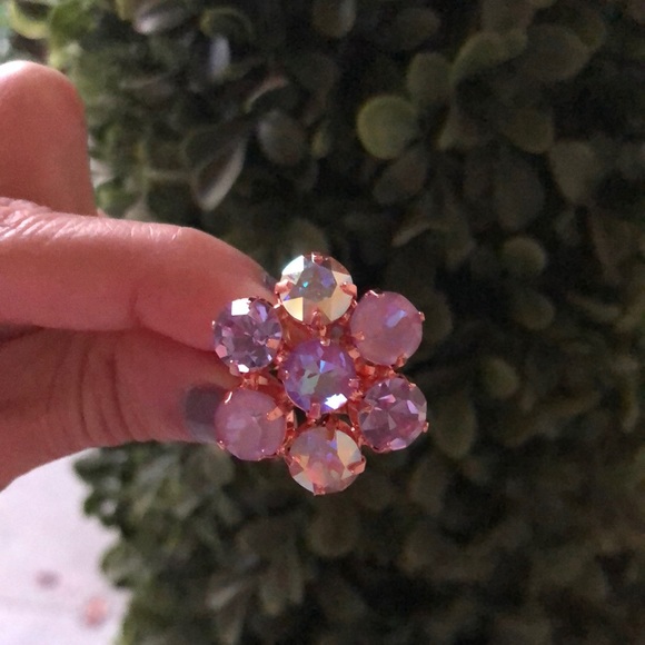 Aurora Borealis, Lavender + Rose Gold Crystal Flower Statement Cocktail Ring - Picture 7 of 8